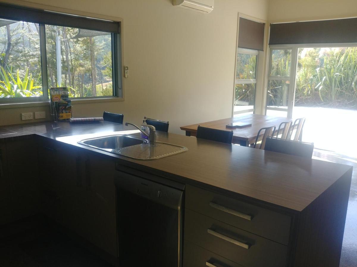 Ryder Ridge Holiday Home Motueka Exterior photo